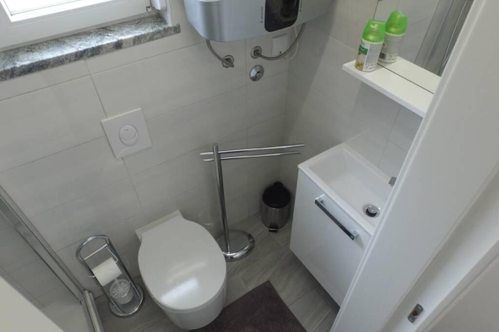 Apartment In Park Forest Soline Near The Sea Pjescana Uvala Extérieur photo