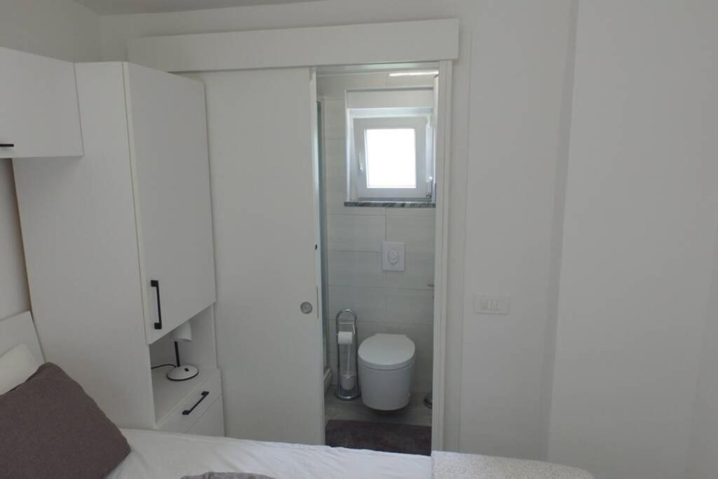 Apartment In Park Forest Soline Near The Sea Pjescana Uvala Extérieur photo