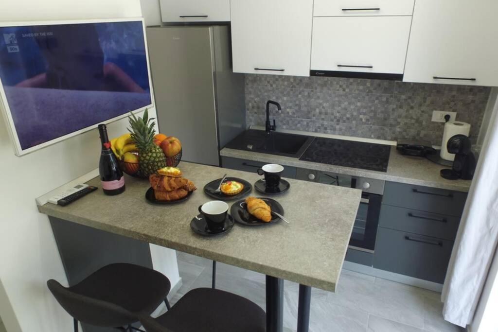 Apartment In Park Forest Soline Near The Sea Pjescana Uvala Extérieur photo